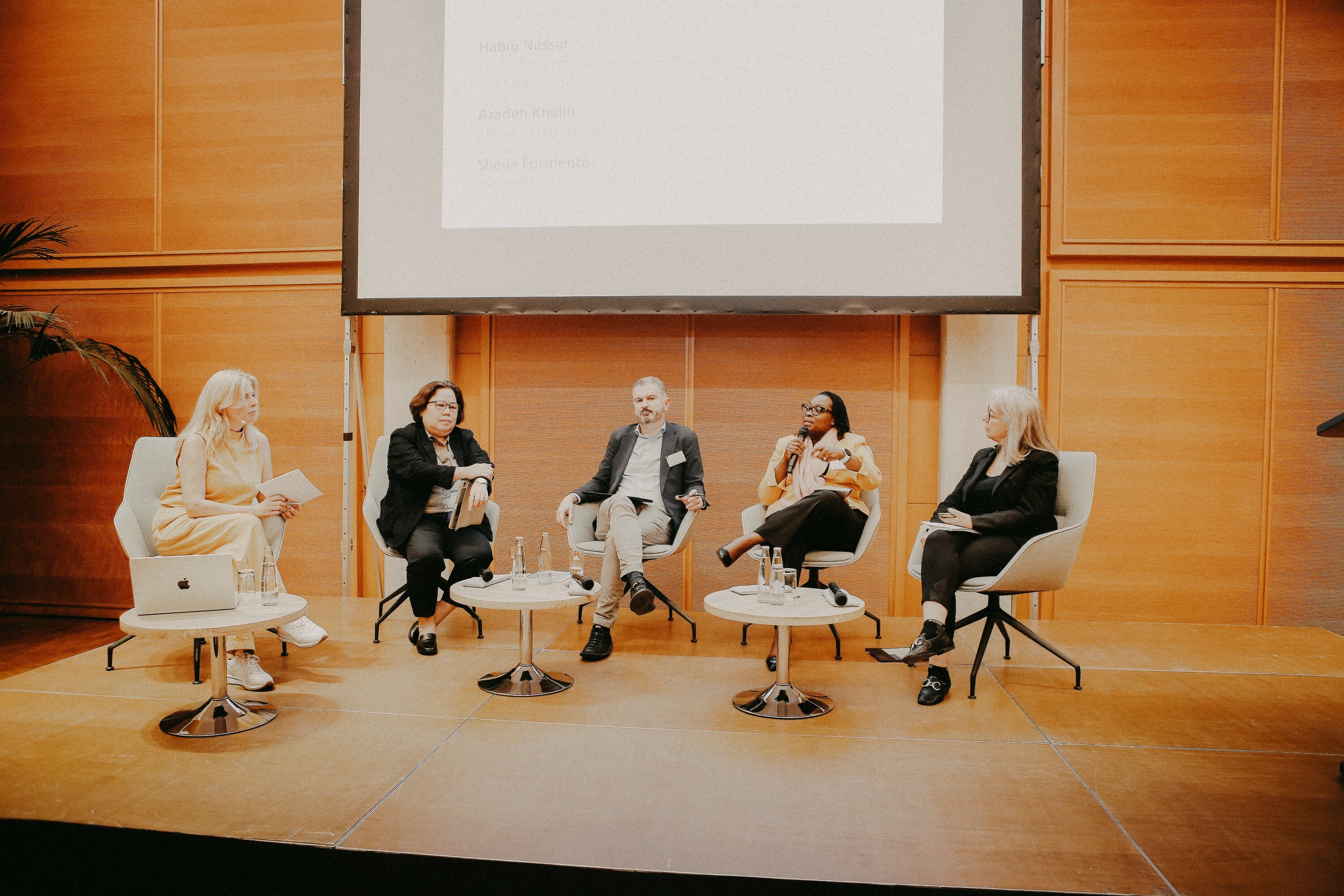 Sheila Grace Formento (Alternative Law Groups), Habib Nassar (Independent Institution of Missing Persons in Syria), Christine Alai (Utu Wetu Trust) and Azadeh Khalili (Humanity in Action) discussed how transitional justice can become more transformative